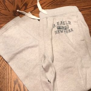 American Eagle grey sweatpants